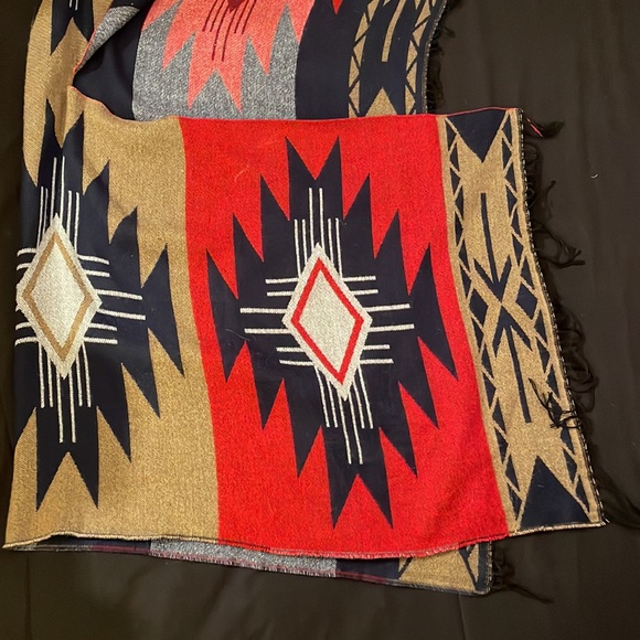 Off shoulder poncho quilt - Picture 2 of 3